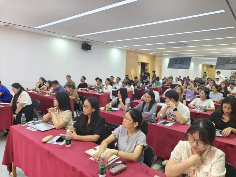 “惠聚产业 跨贸全球”-跨境电商企业运营新机遇（惠阳站）圆满举行(图1)